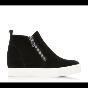 Steve Madden Boots. Used 5 times ONLY.